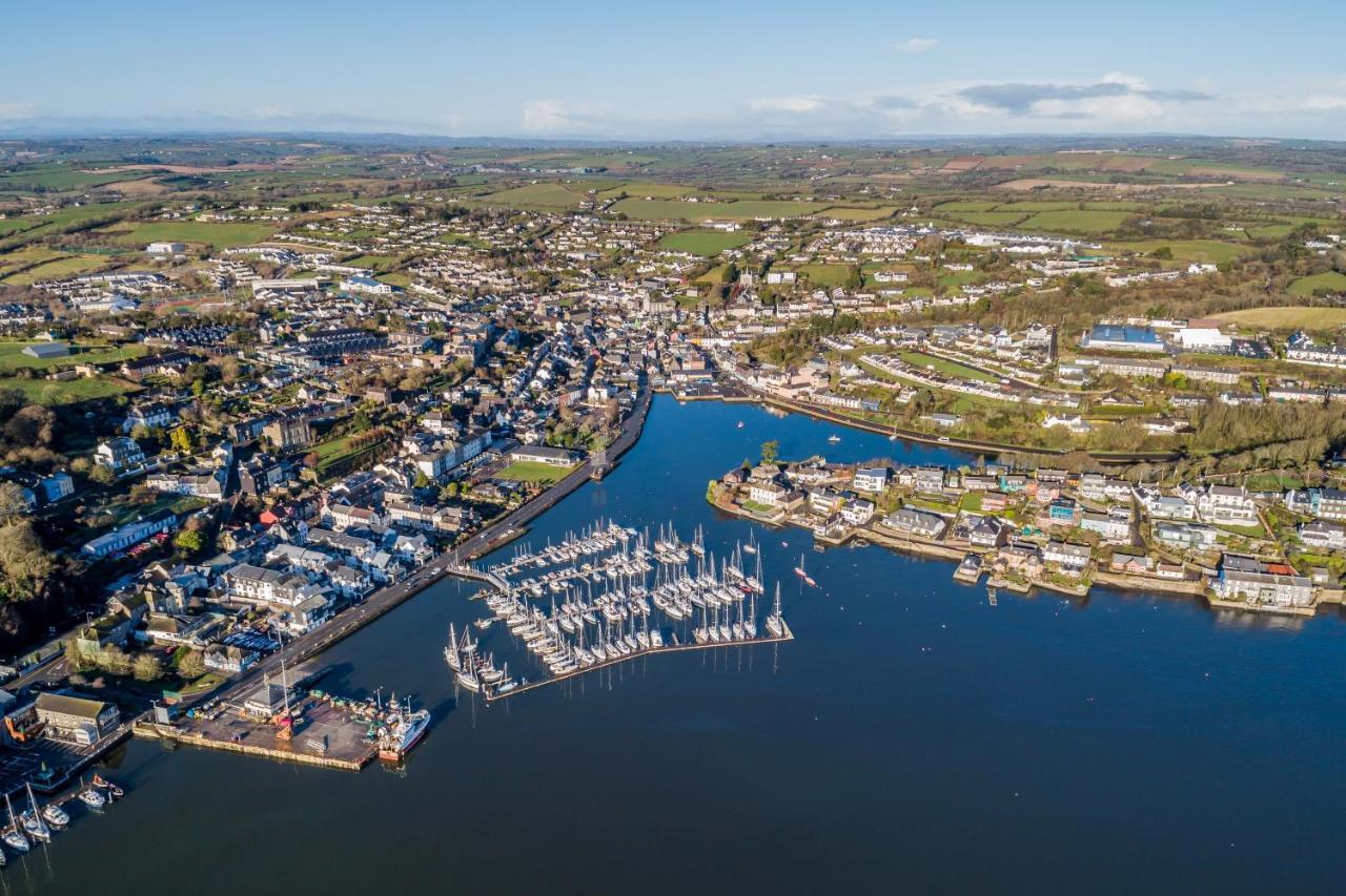 Ocean View,Kinsale, Hosted By Exquisite Holiday Homes, Sleeps 22 ภายนอก รูปภาพ