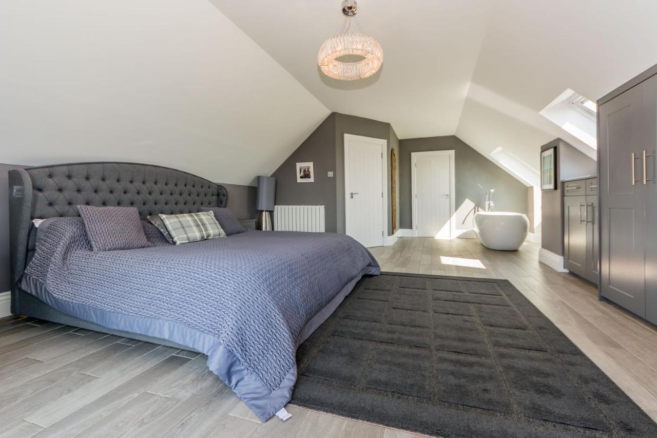 Ocean View,Kinsale, Hosted By Exquisite Holiday Homes, Sleeps 22 ภายนอก รูปภาพ